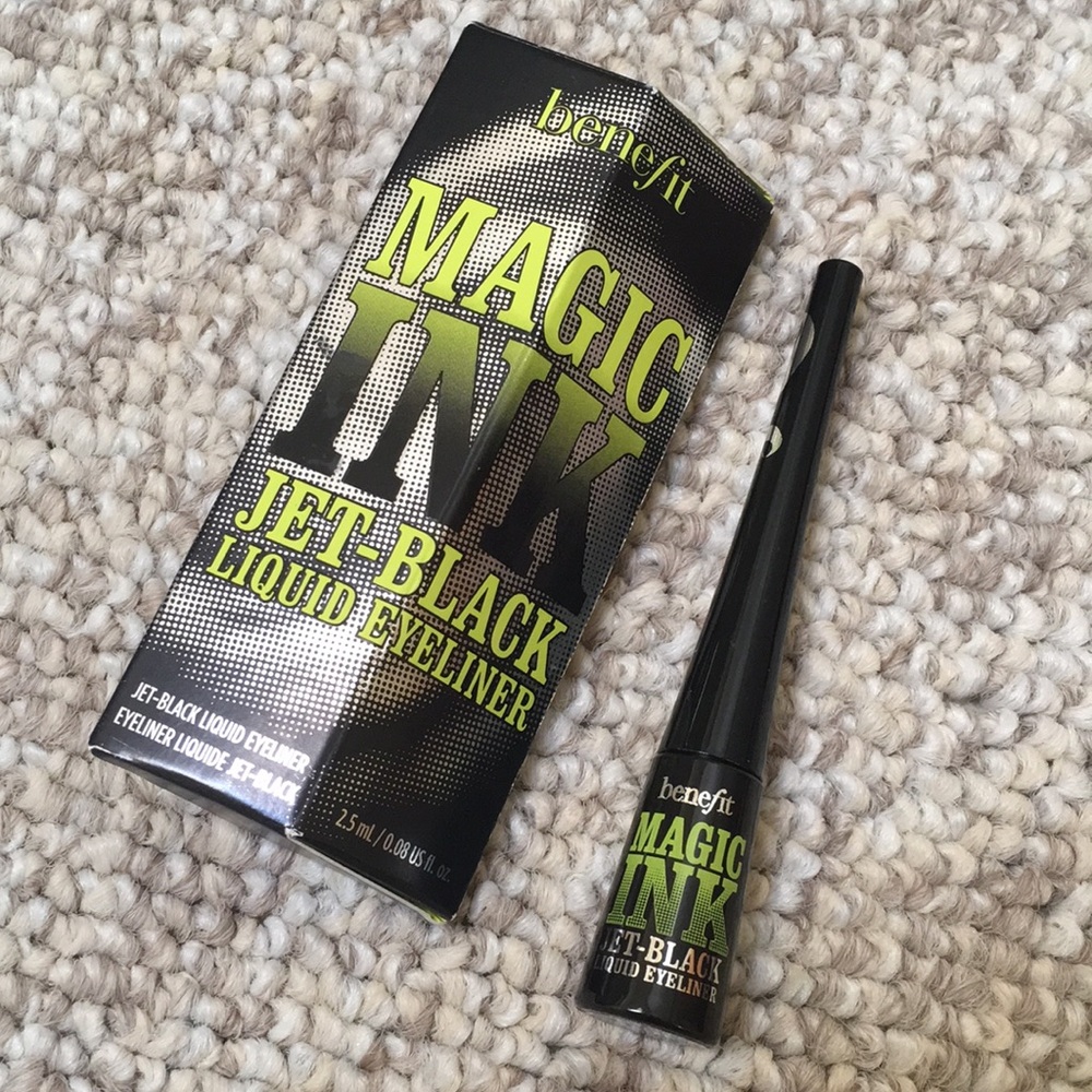 Benefit Magic Ink Jet-Black Liquid Eyeliner